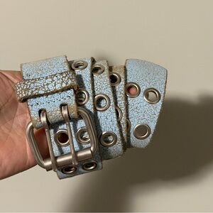 Distressed Blue Leather Grommet Belt Medium Genuine Cuir Véritable